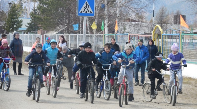 Погода в п к. Школа 36 новый Уоян. Посёлок городского типа новый Уоян. Уоян Бурятия.